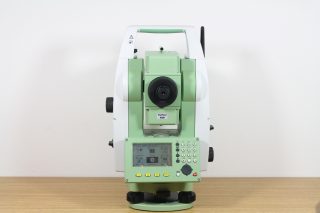 Электронный тахеометр Leica TS06plus R1000 (5″)